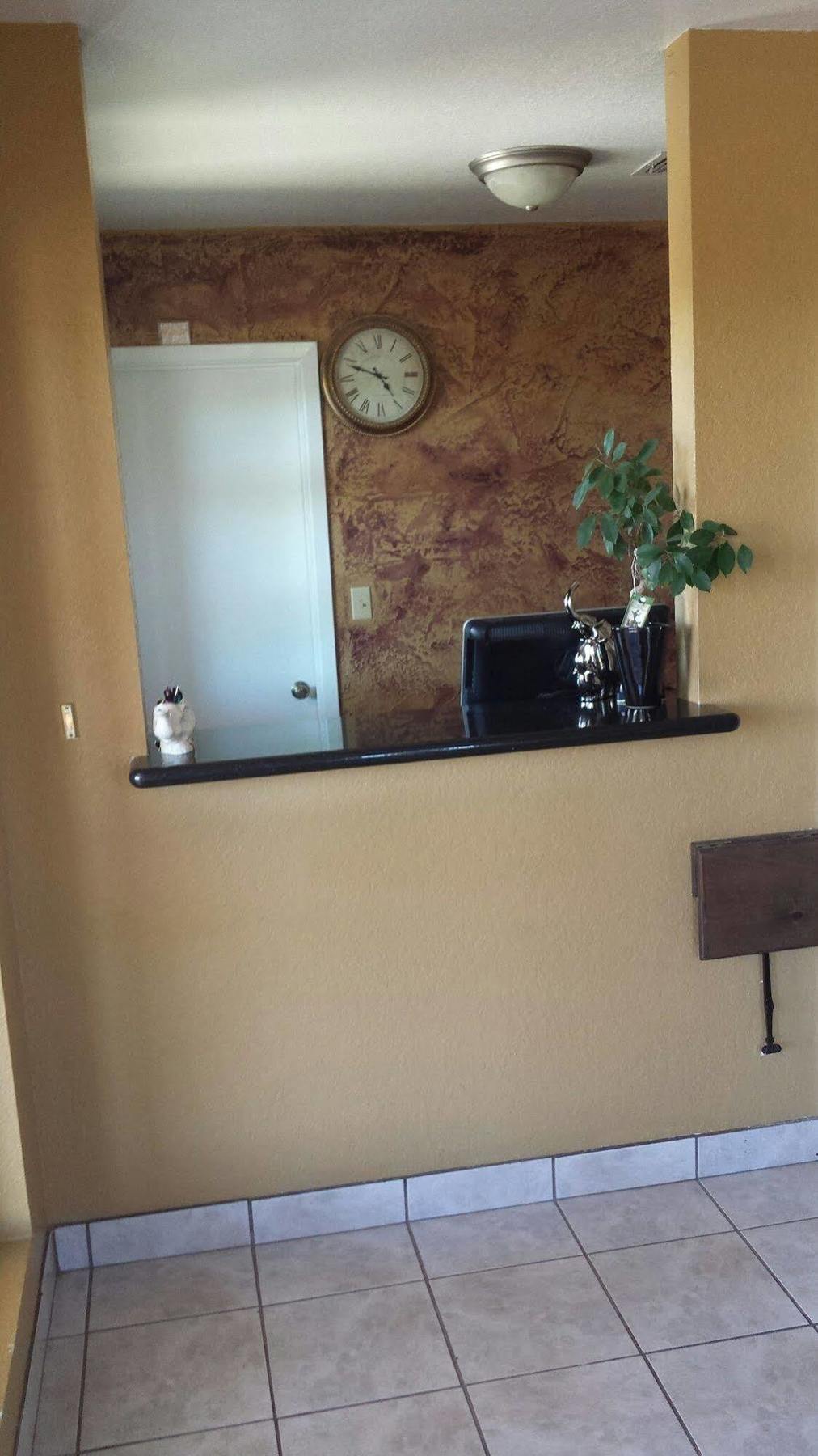 Sona Inn Dilley Exterior foto